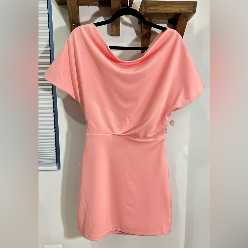 NWOT Alexia Admor Suri Draped Mini Dress Pink Small